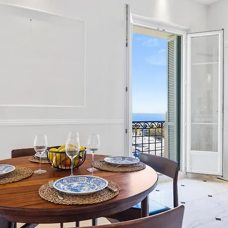 Alexandra Palace, Belle Epoque Menton, Vue Mer, Parking *