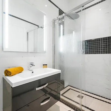 Alexandra Palace, Belle Epoque Menton, Vue Mer, Parking