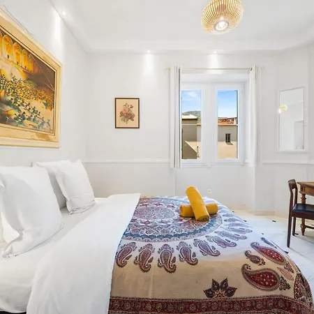 Apartmán Alexandra Palace, Belle Epoque Menton, Vue Mer, Parking *