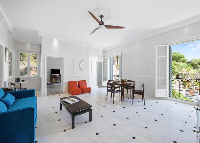 Alexandra Palace, Belle Epoque Menton, Vue Mer, Parking Menton