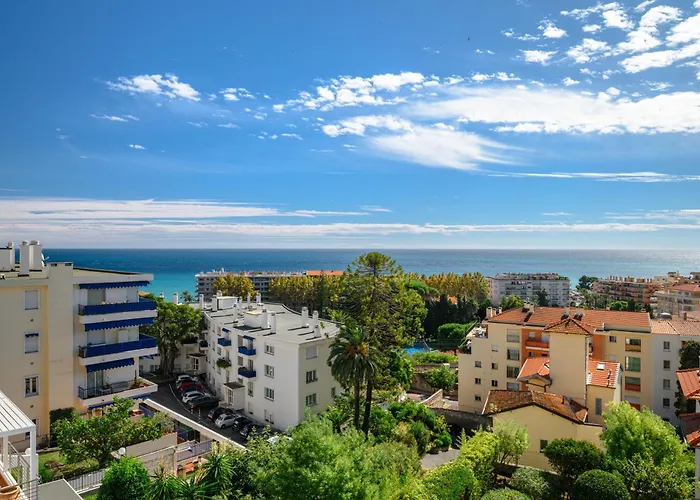 شقة Alexandra Palace, Belle Epoque Menton, Vue Mer, Parking مينتون