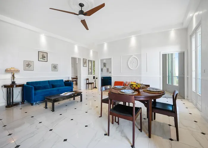 Alexandra Palace, Belle Epoque Menton, Vue Mer, Parking مينتون