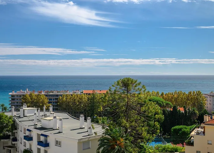 Alexandra Palace, Belle Epoque Menton, Vue Mer, Parking *