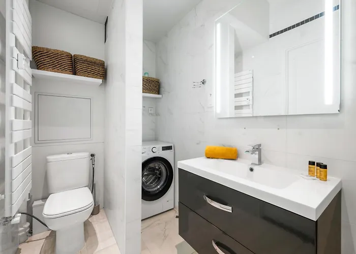 Alexandra Palace, Belle Epoque Menton, Vue Mer, Parking Apartment